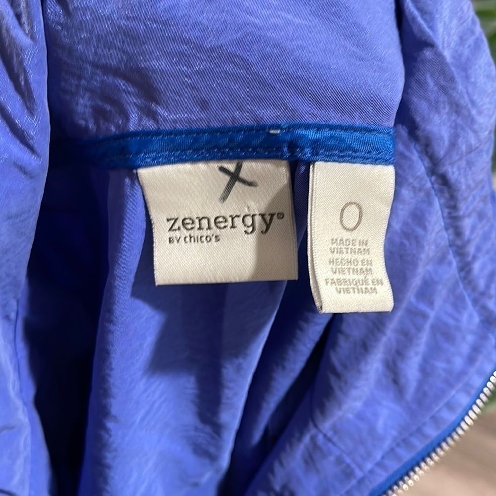 Zenergy by Chicos Blue Lightweight Full Zip Jacket Size 0 - Picture 2 of 8